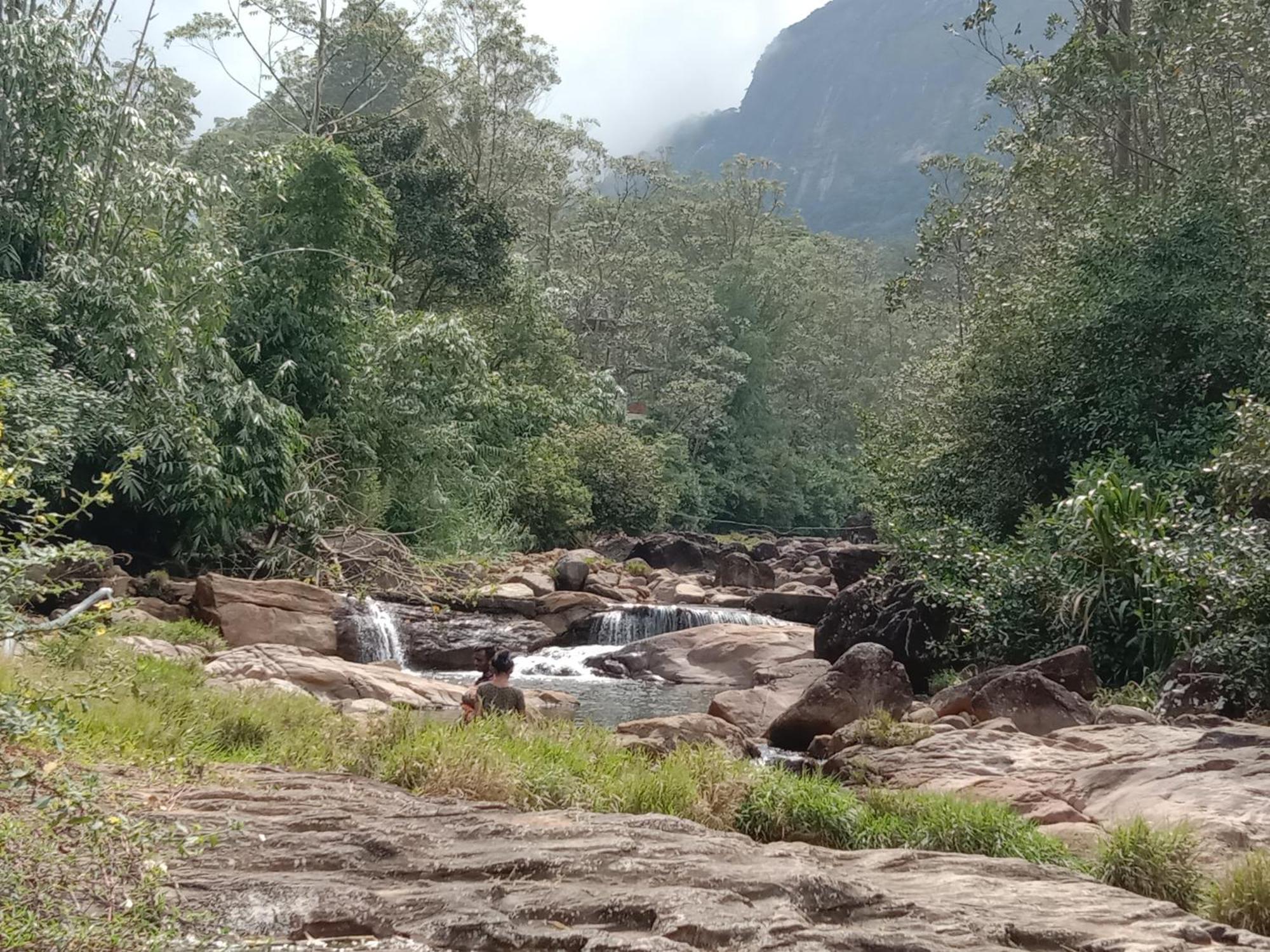 Dilani Adamspeak Riverstay Nallathanniya Екстериор снимка